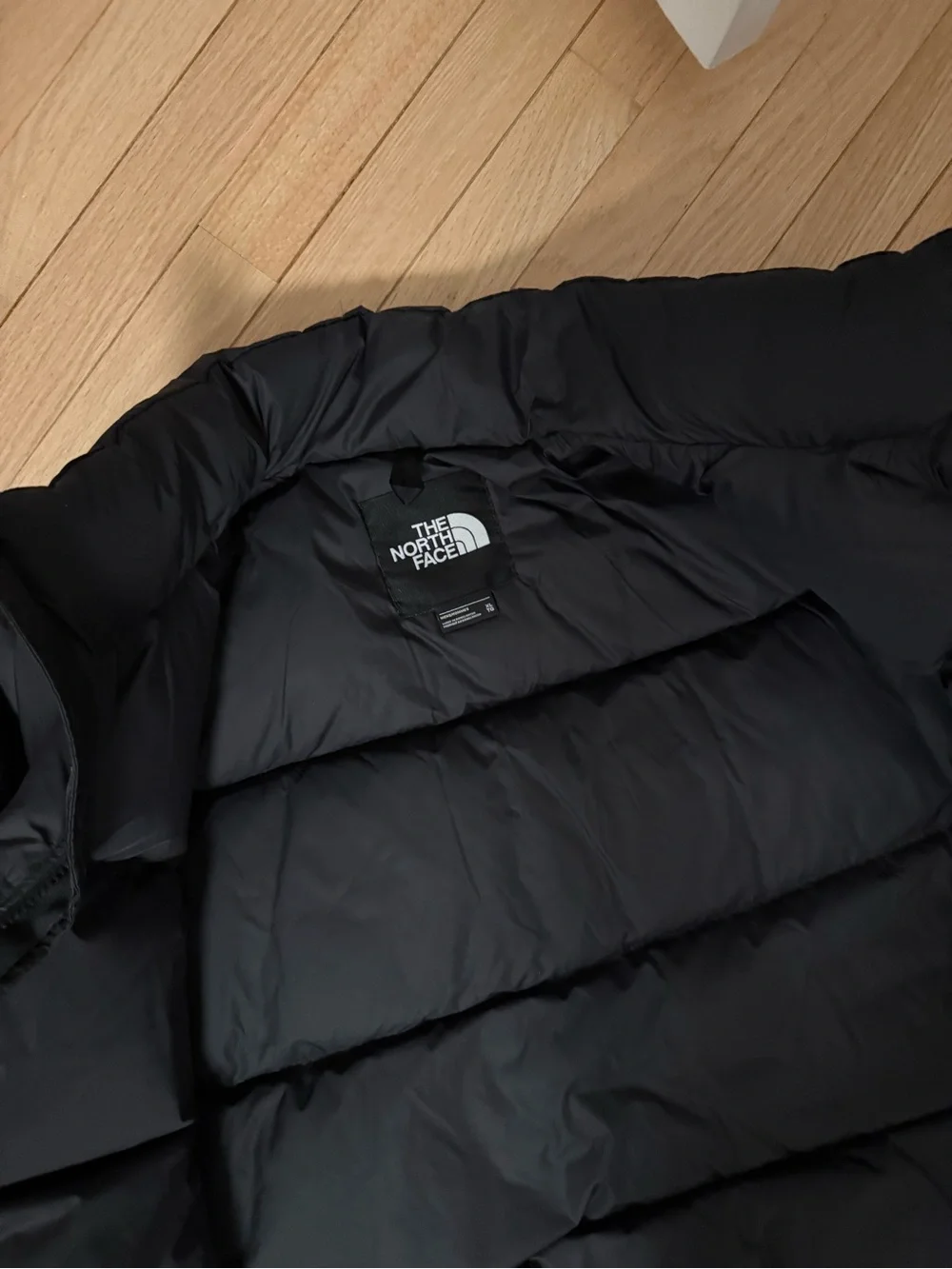 NWOT The North Face Black Nuptse 700 fill Men's Puffy Jacket